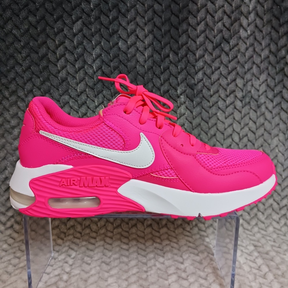 Nike Air Max Women’s Athletic Sneakers in Bright Pink with White Swoosh - Picture 11 of 15